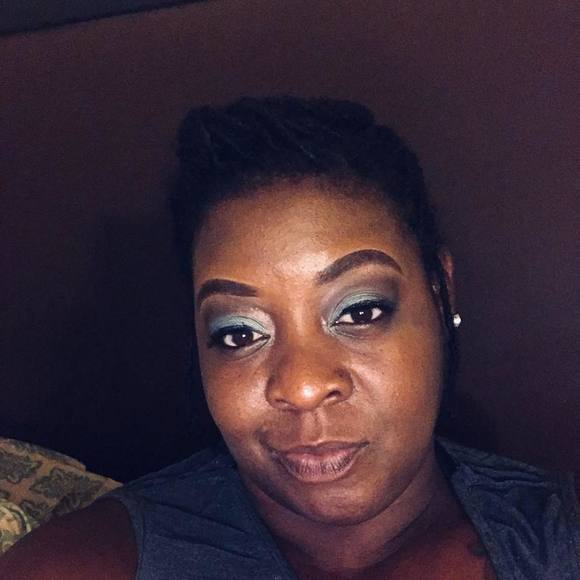 Meet your Posher, Tasha - Picture 1 of 1